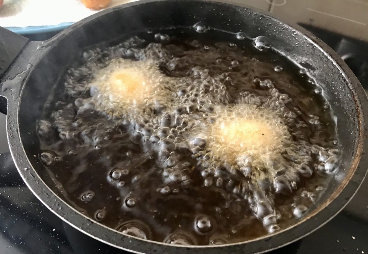 Cómo hacer croquetas con la Thermomix. Croquetas de huevo