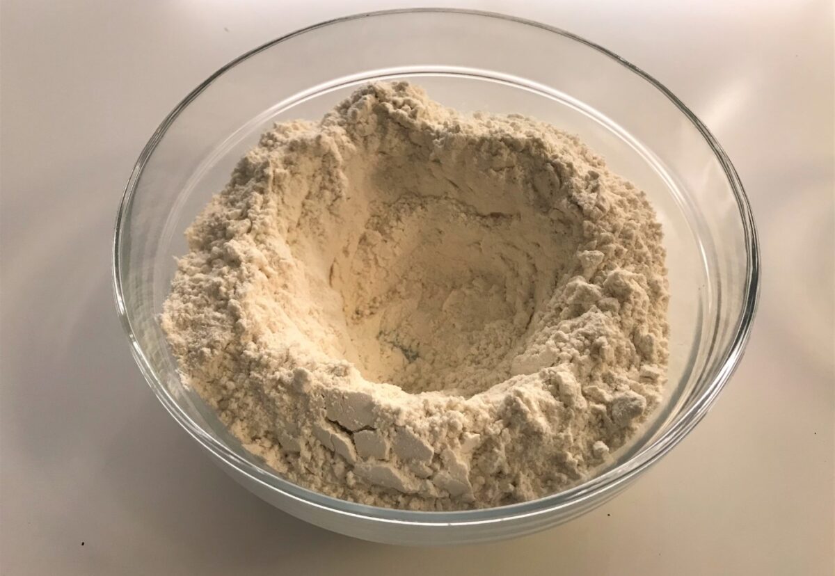 Cómo hacer domplinas. Torta de masa frita venezolanas