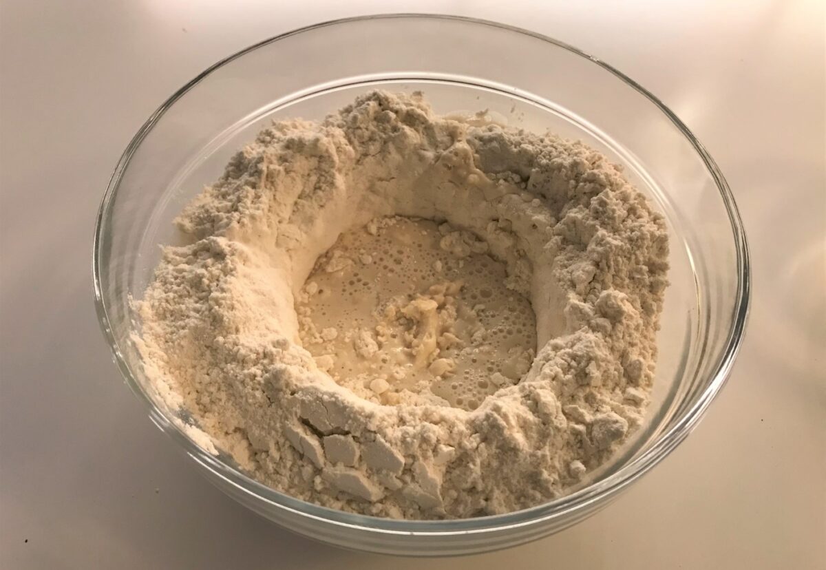 Cómo hacer domplinas. Torta de masa frita venezolanas