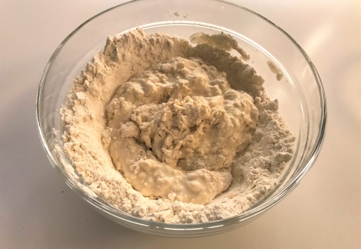 Cómo hacer domplinas. Torta de masa frita venezolanas