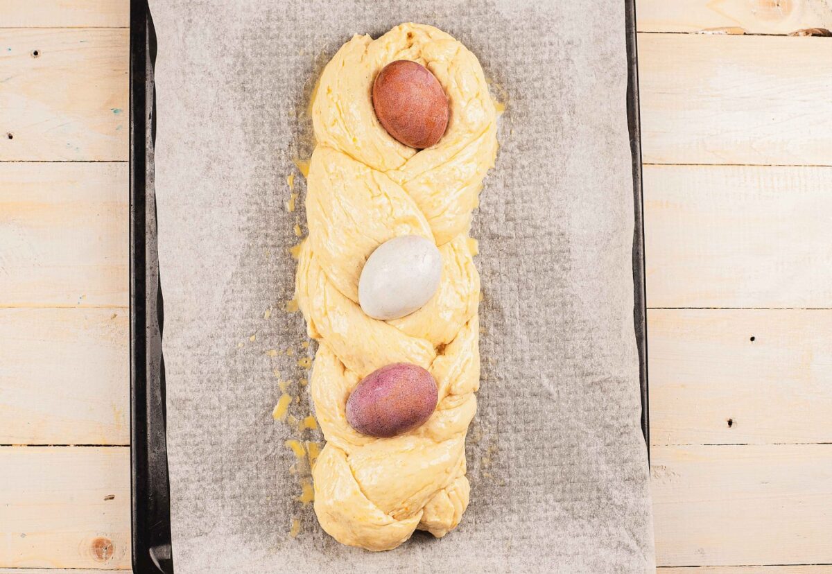 Pan de Pascua o Tsoureki. Postre griego de Semana Santa
