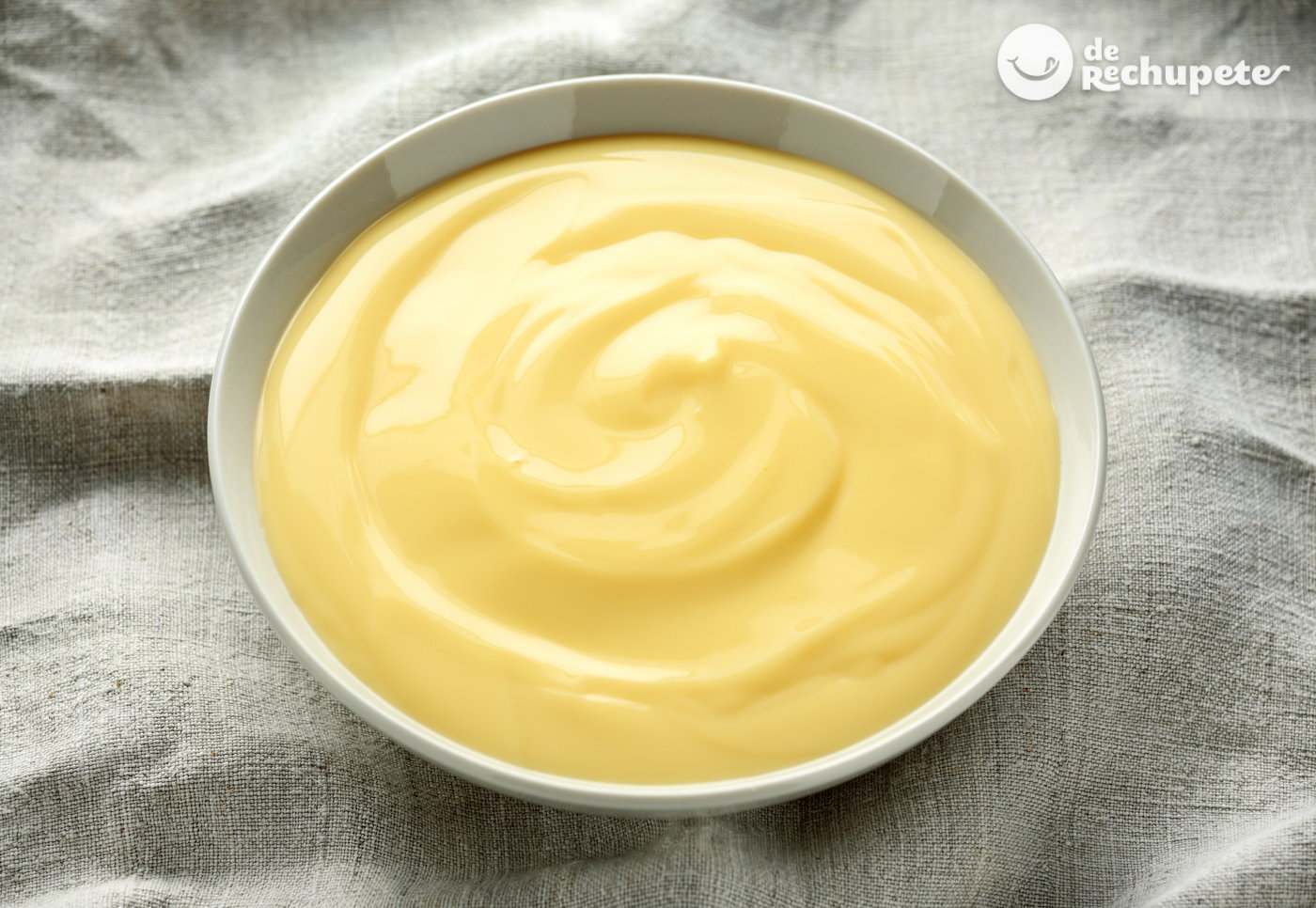 Cómo hacer crema pastelera, varias formas distintas de prepararla en casa