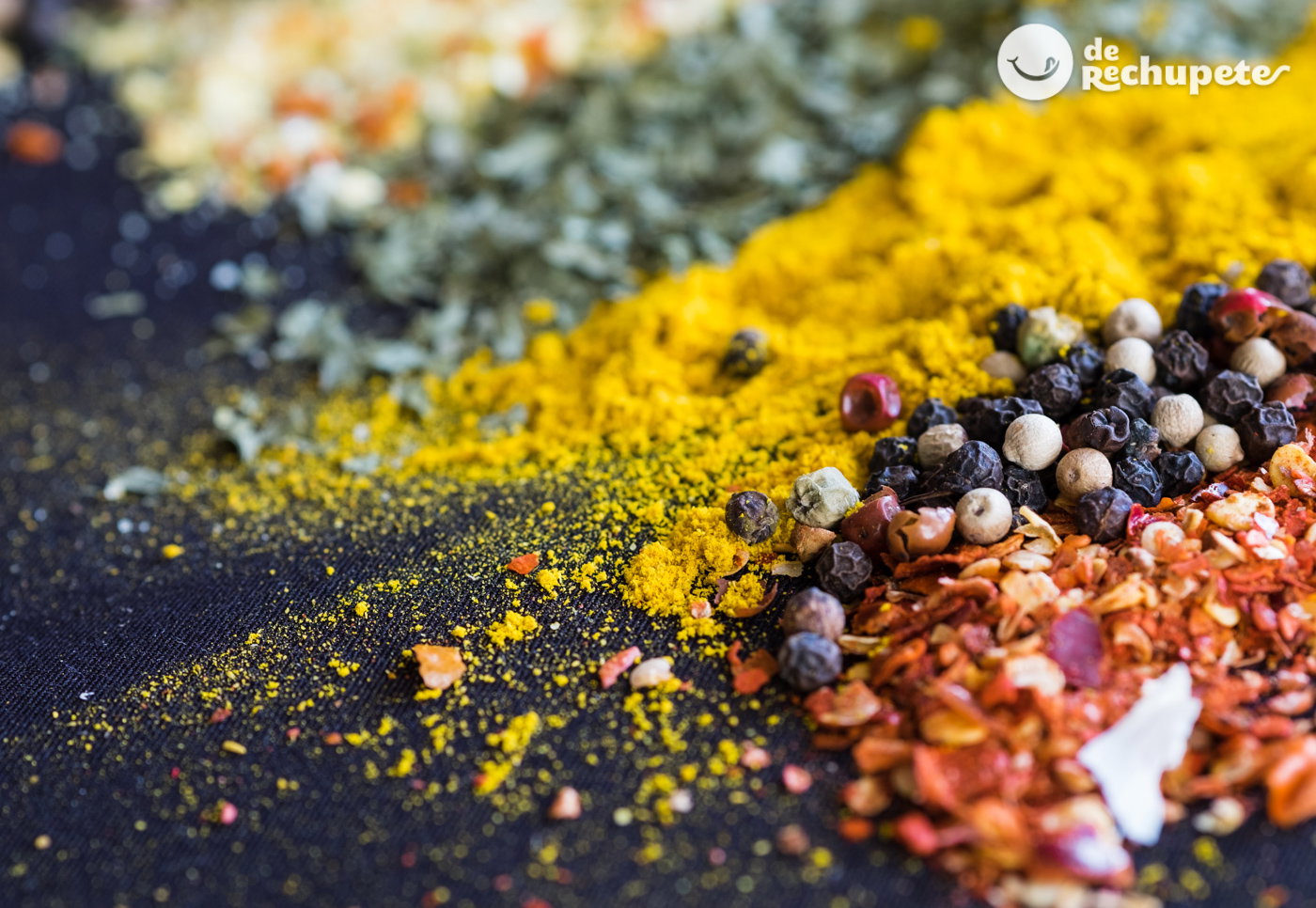 Cómo hacer curry amarillo en polvo casero