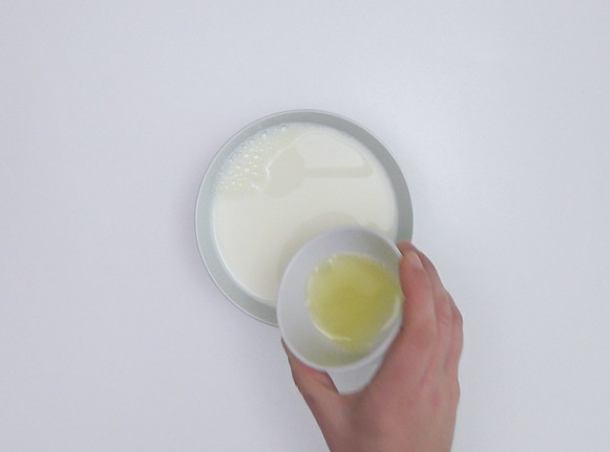 Cómo preparar un buttermilk casero o suero de mantequilla
