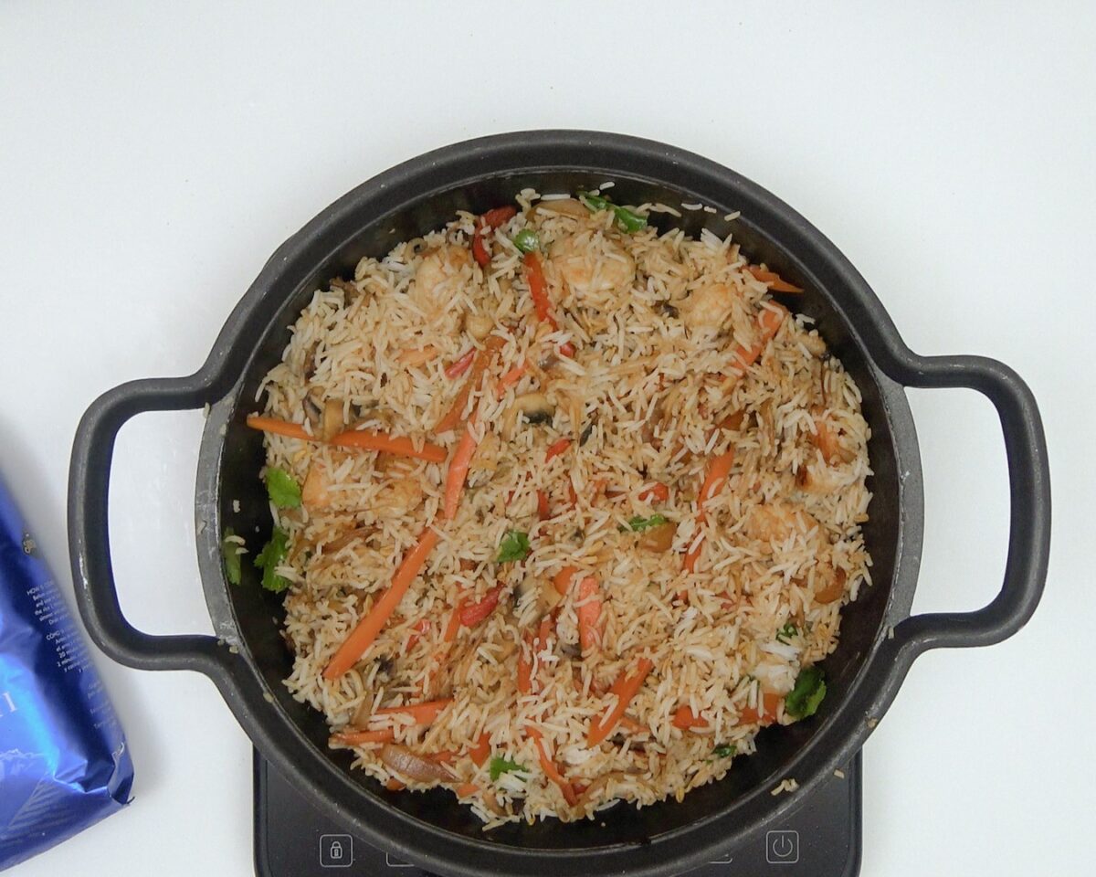 Arroz frito estilo oriental