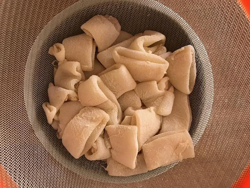 Bocata de chipirones rebozados y fritos