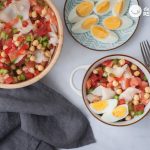 Ensalada de garbanzos con bacalao