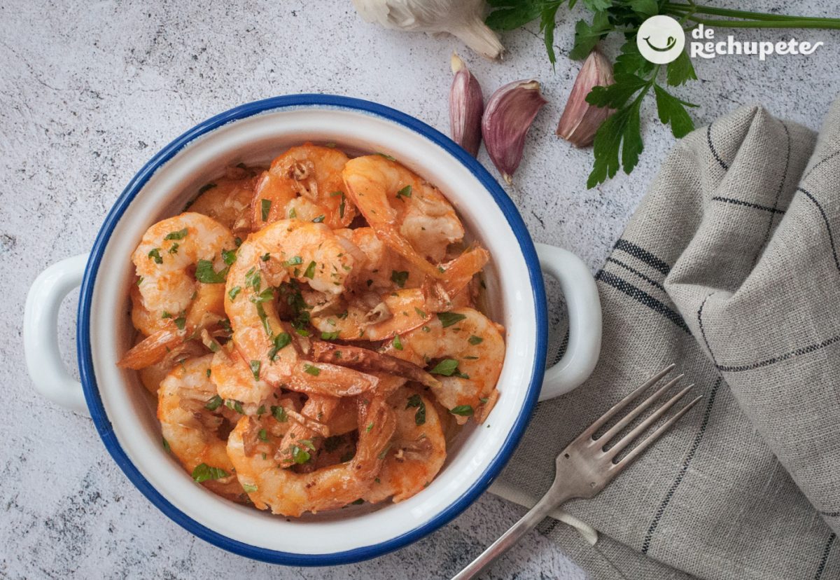 Cómo hacer langostinos al ajillo. Receta de una tapa fácil y rápida