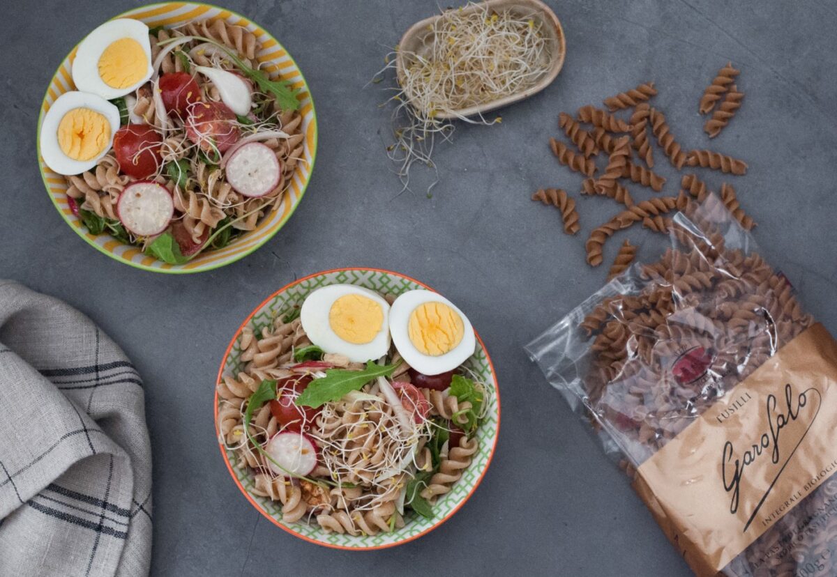Ensalada de pasta integral. Receta fácil, sana y deliciosa