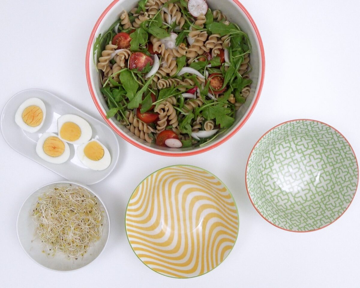 Ensalada de pasta integral. Receta fácil, sana y deliciosa