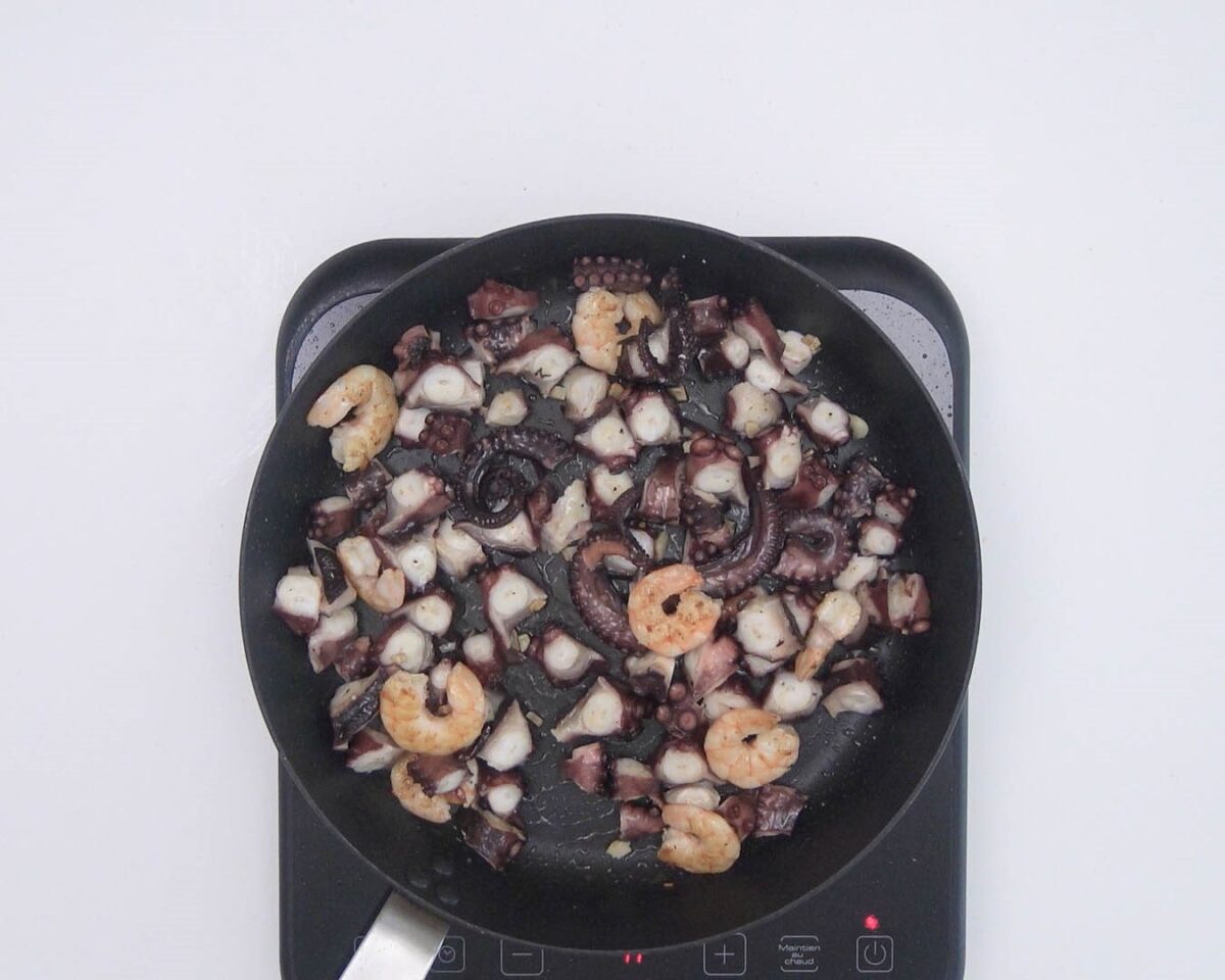 Pulpo con gambas al ajillo