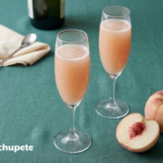 Cóctel Bellini, la receta veneciana para que quede suave y bien mezclado