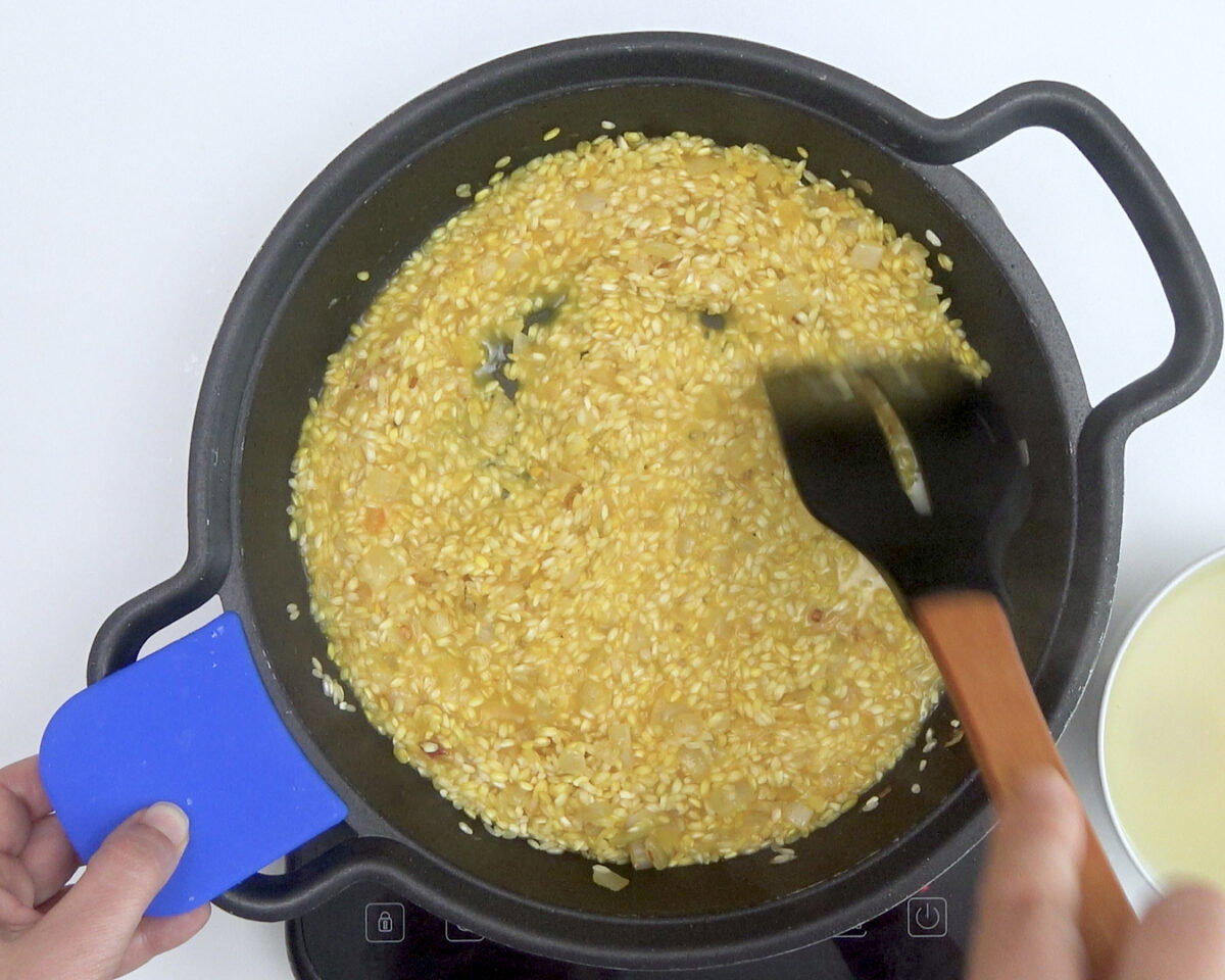 Risotto con pollo. Receta italiana paso a paso