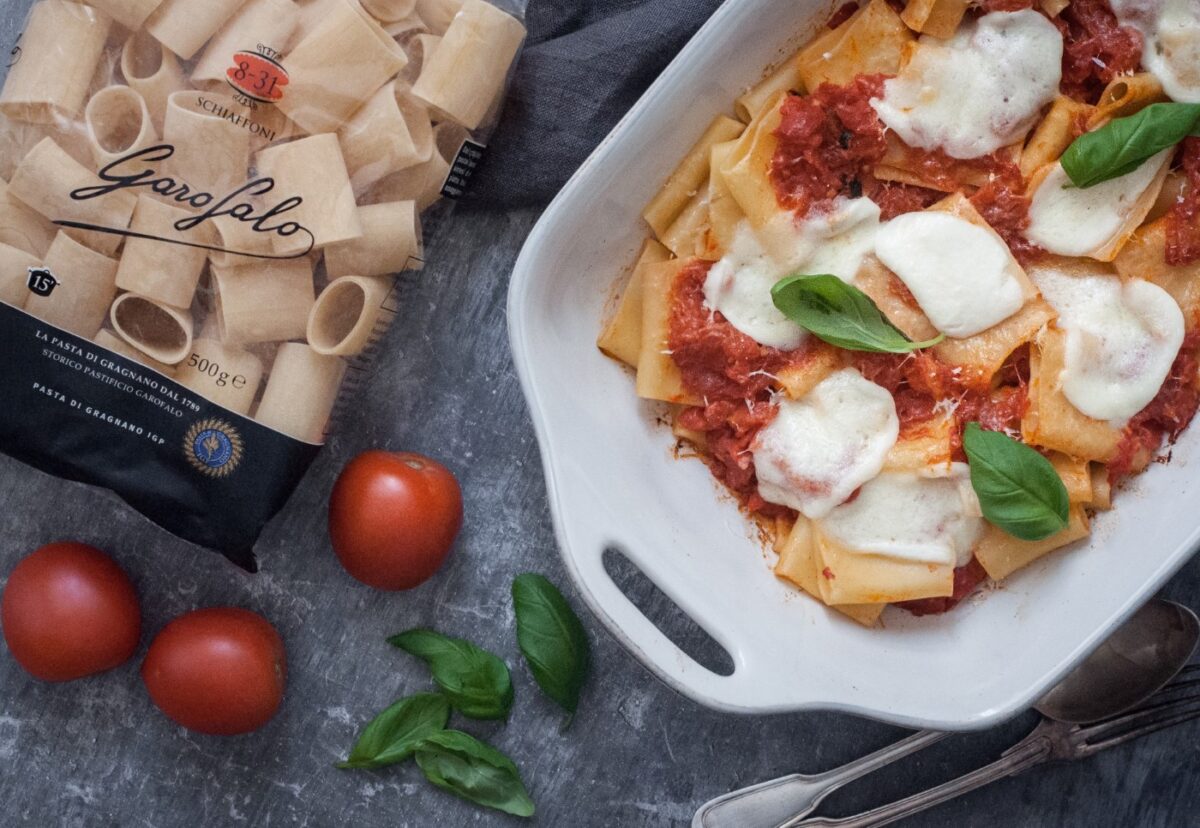 Pasta a la sorrentina. Schiafoni alla sorrentina