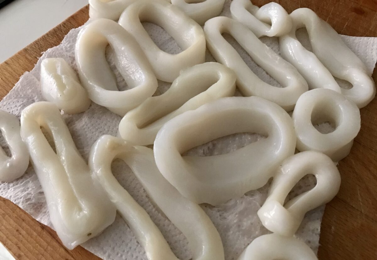 Calamares a la romana tiernos y esponjosos. Receta fácil paso a paso