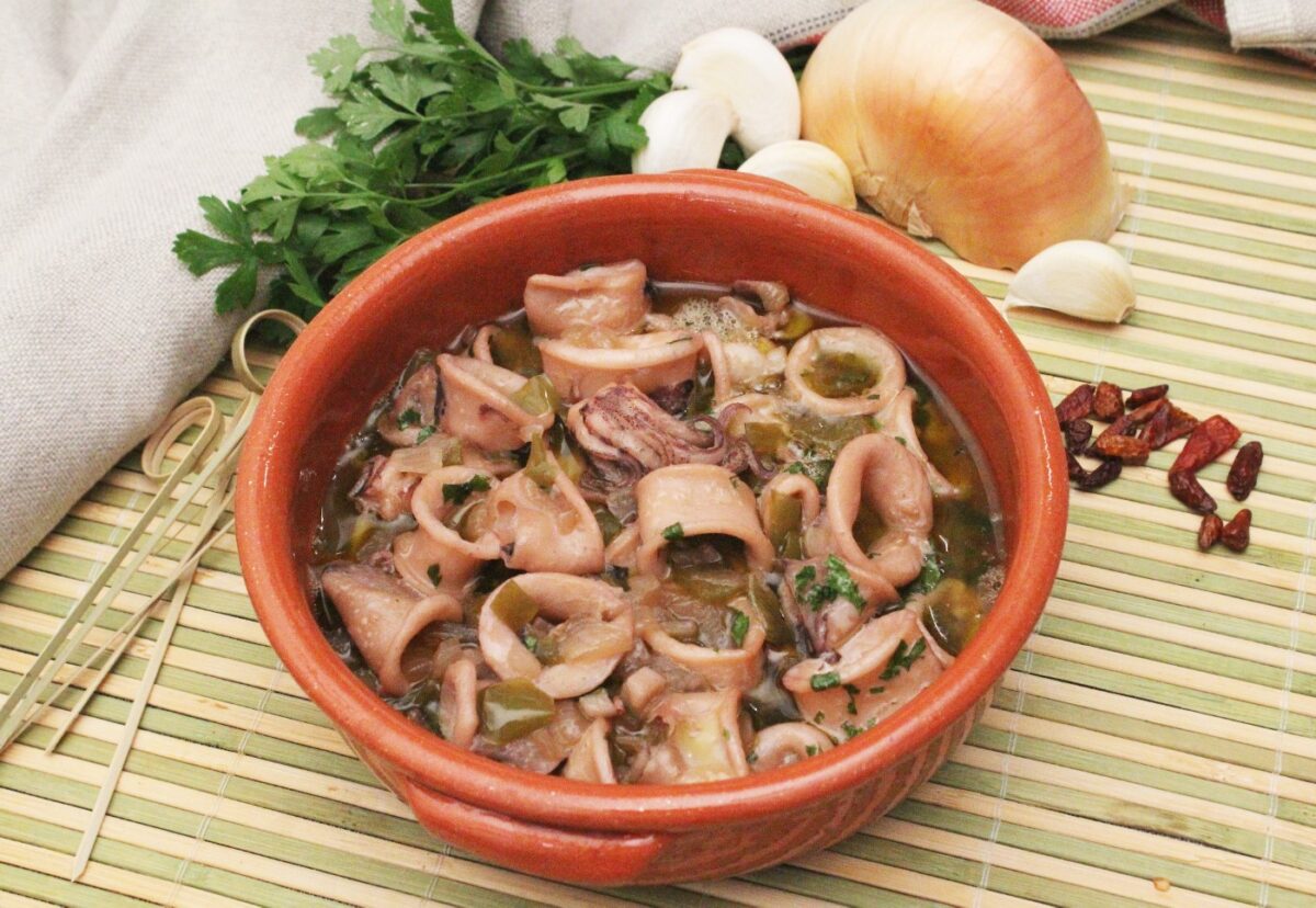 Chipirones afogados. Receta tradicional asturiana paso a paso