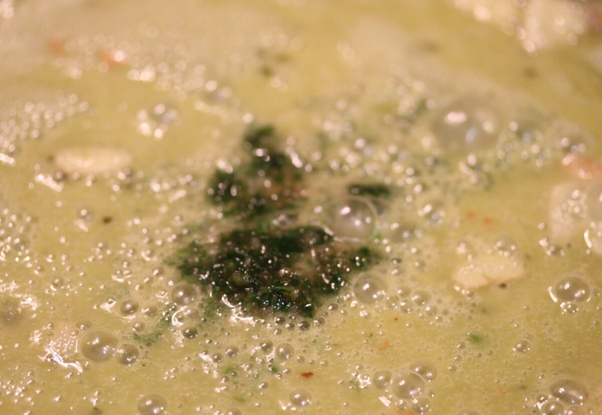 Almejas en salsa verde