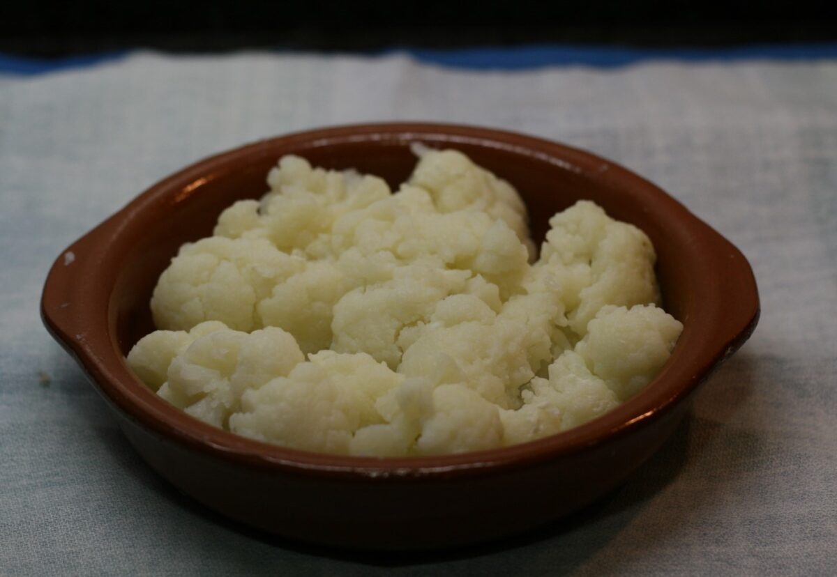 Coliflor gratinada al horno con bechamel