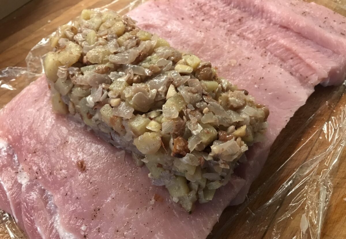 Redondo de cerdo relleno de manzana y nueces