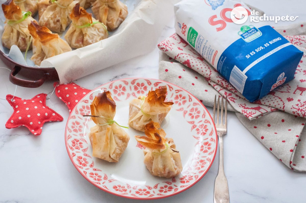 Saquitos rellenos de arroz con marisco