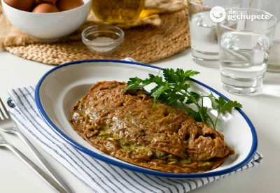 Tortilla de alcachofas. receta fácil, sana y ligera paso a paso