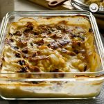 Patatas con bacon y gratinadas con bechamel. Receta fácil paso a paso
