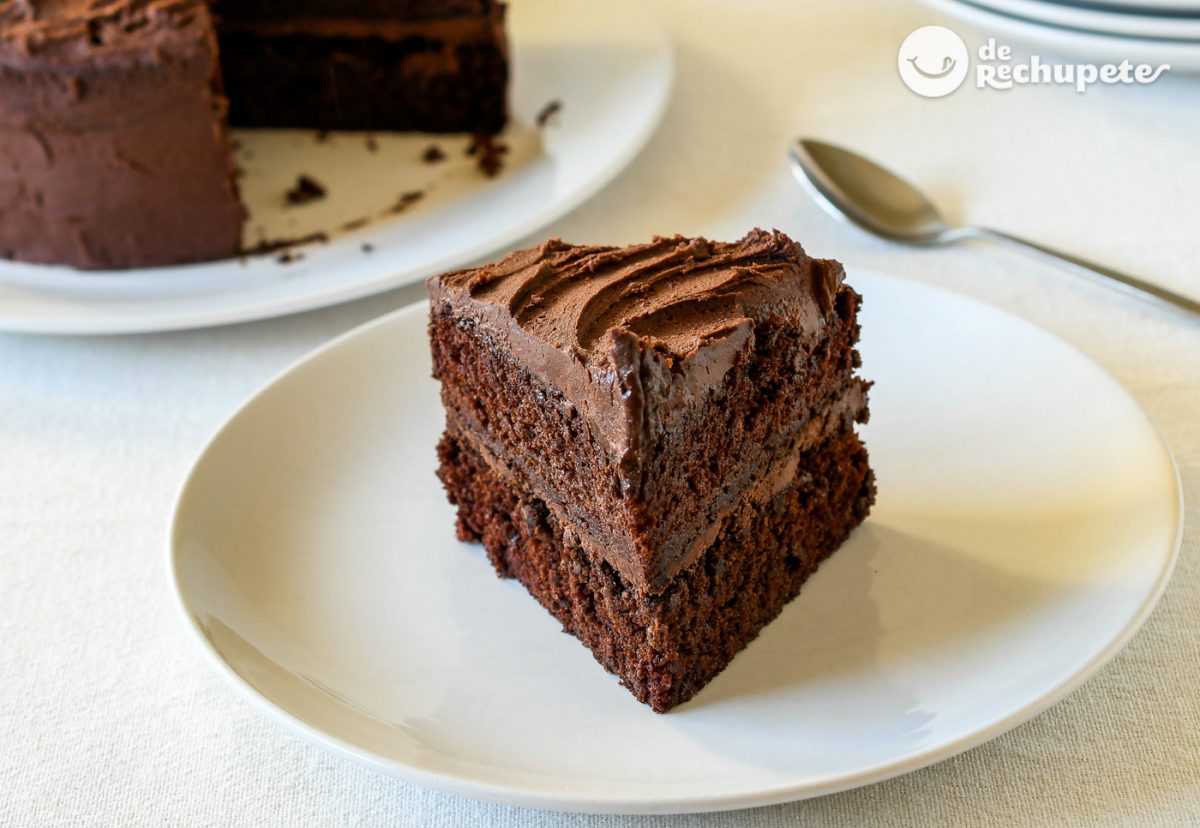 Pastel del diablo o tarta de chocolate Devil’s Food Cake