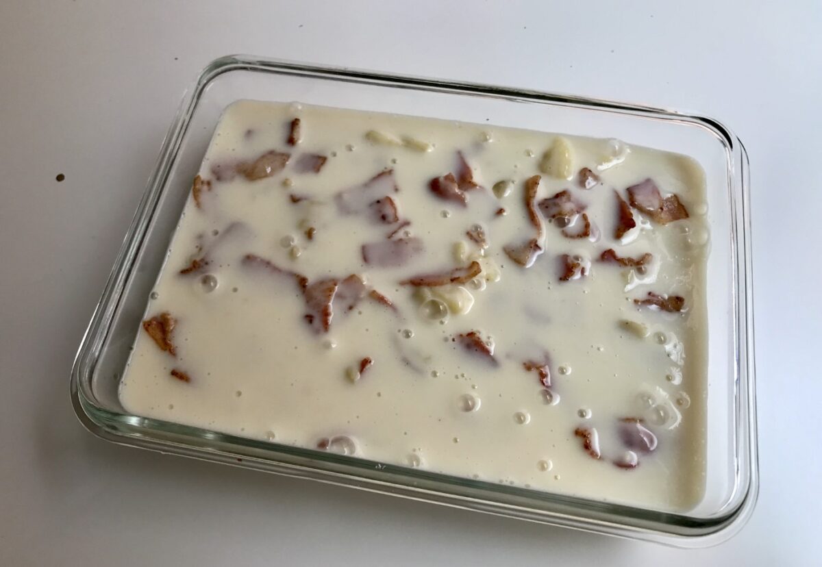 Patatas con bacon y gratinadas con bechamel. Receta fácil paso a paso