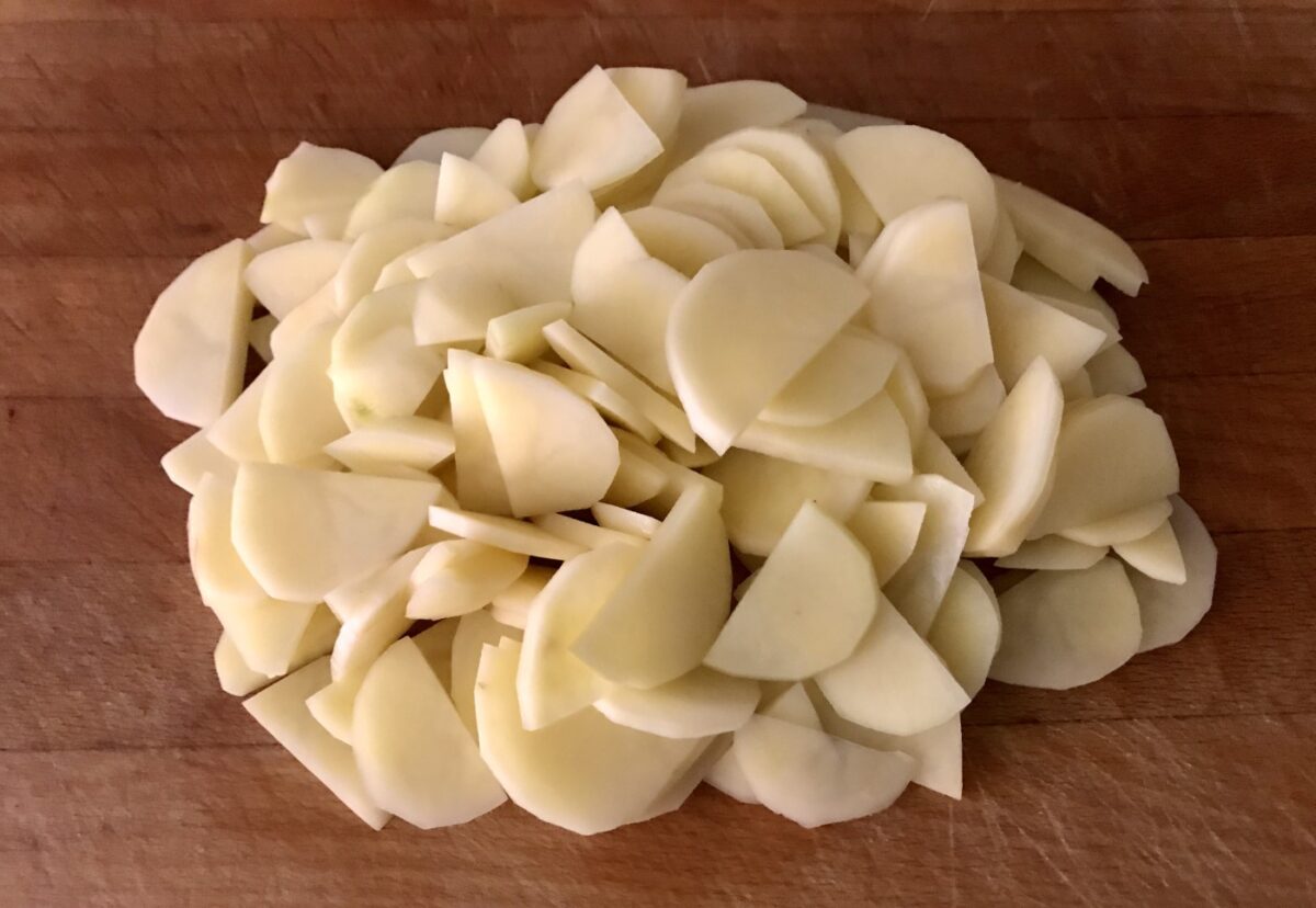 Patatas con bacon y gratinadas con bechamel. Receta fácil paso a paso