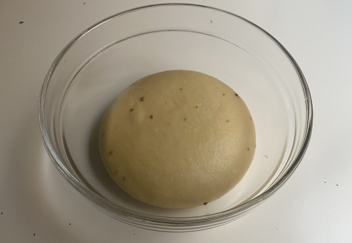 Hornazos de ochíos salados con pimentón. Receta tradicional de Semana Santa en Úbeda y Baeza