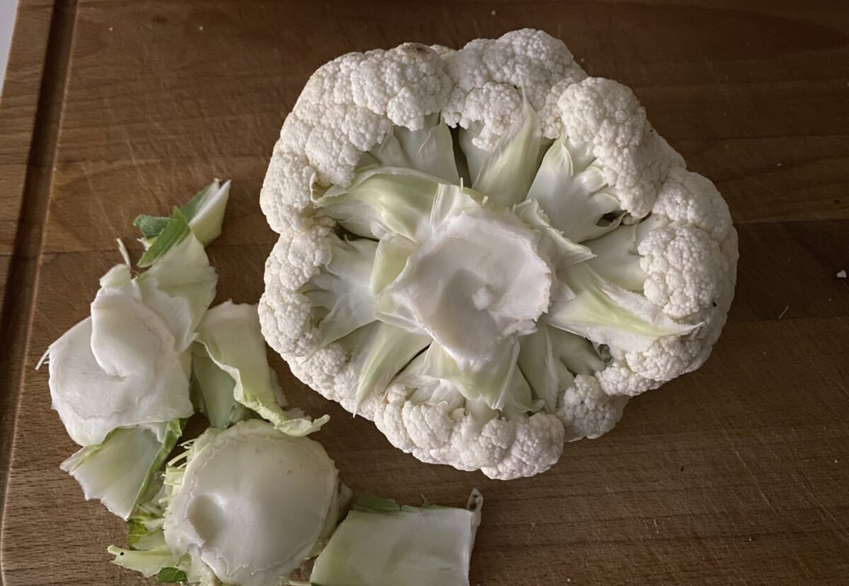 Migas de coliflor. Receta de unas migas deliciosas y más saludables con coliflor