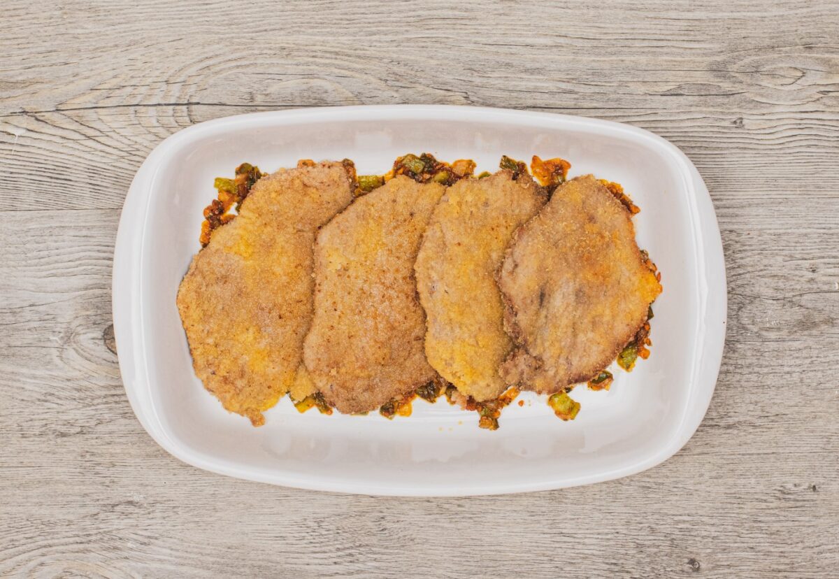 Milanesas de ternera a la napolitana. Receta argentina paso a paso