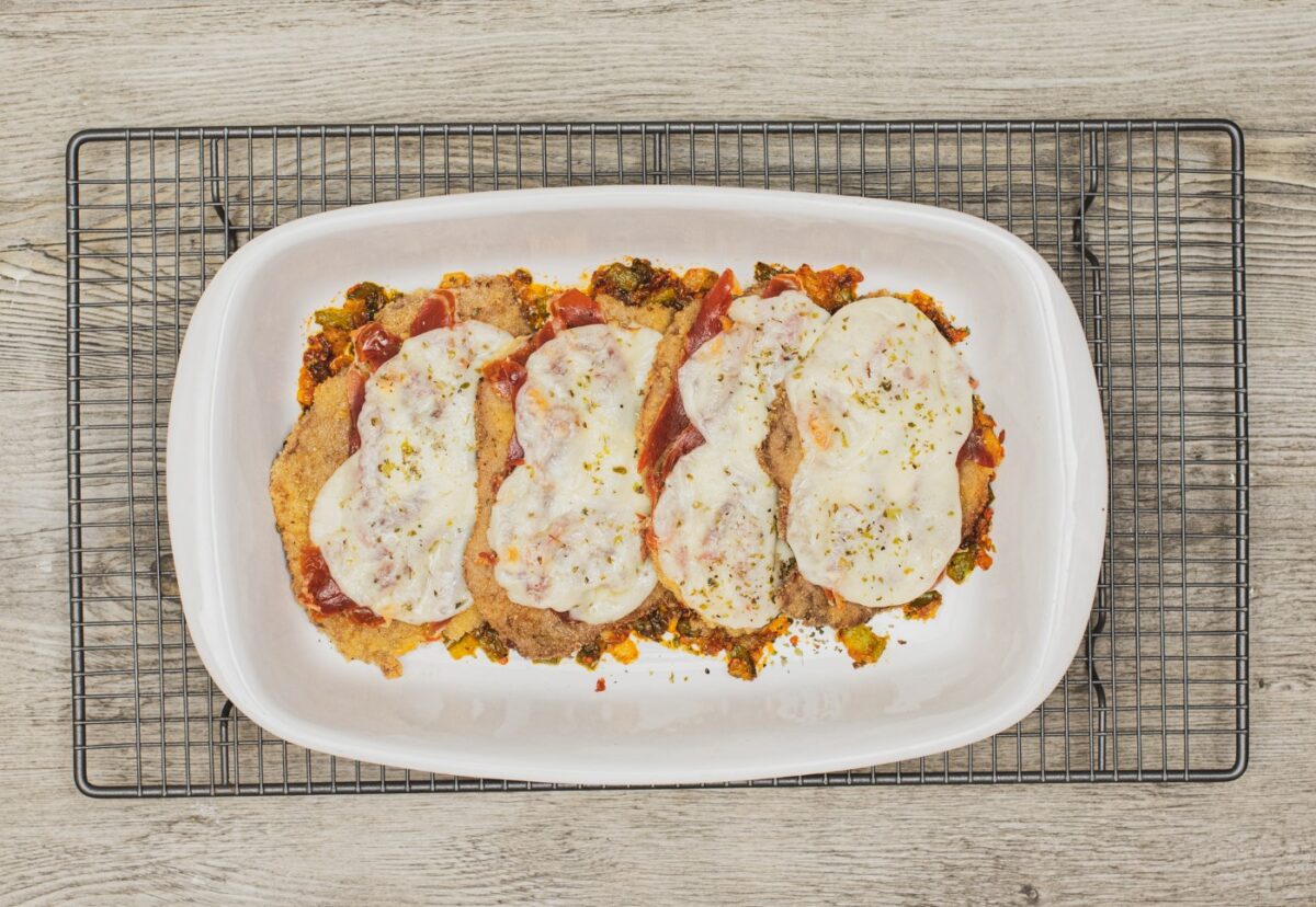 Milanesas de ternera a la napolitana. Receta argentina paso a paso