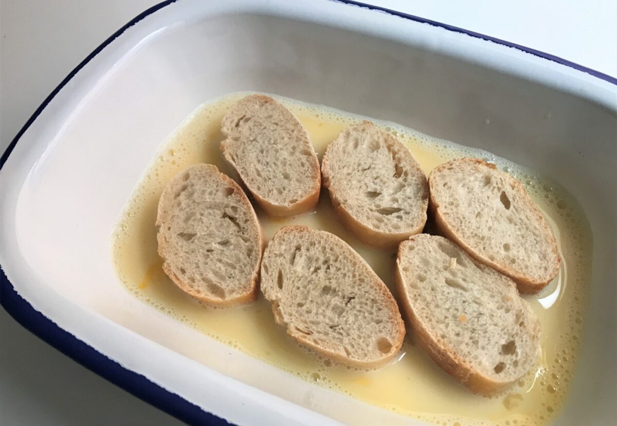Cómo hacer torrijas en el microondas, receta exprés