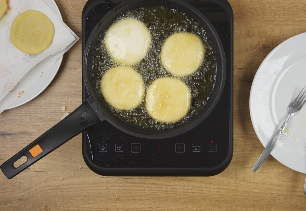 Arepas rumberas o arepas rellenas de pernil