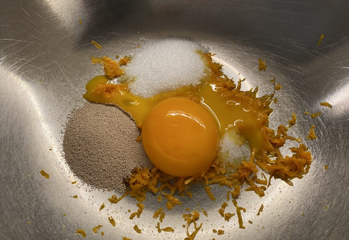 Donuts de naranja caseros. Tu merienda redonda con naranjas de temporada