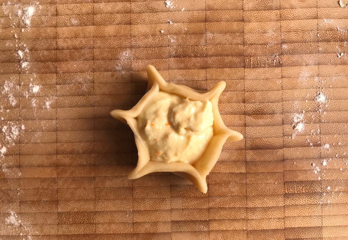 Formagelle de Pascua. Pastelitos italianos con ricotta para Semana Santa