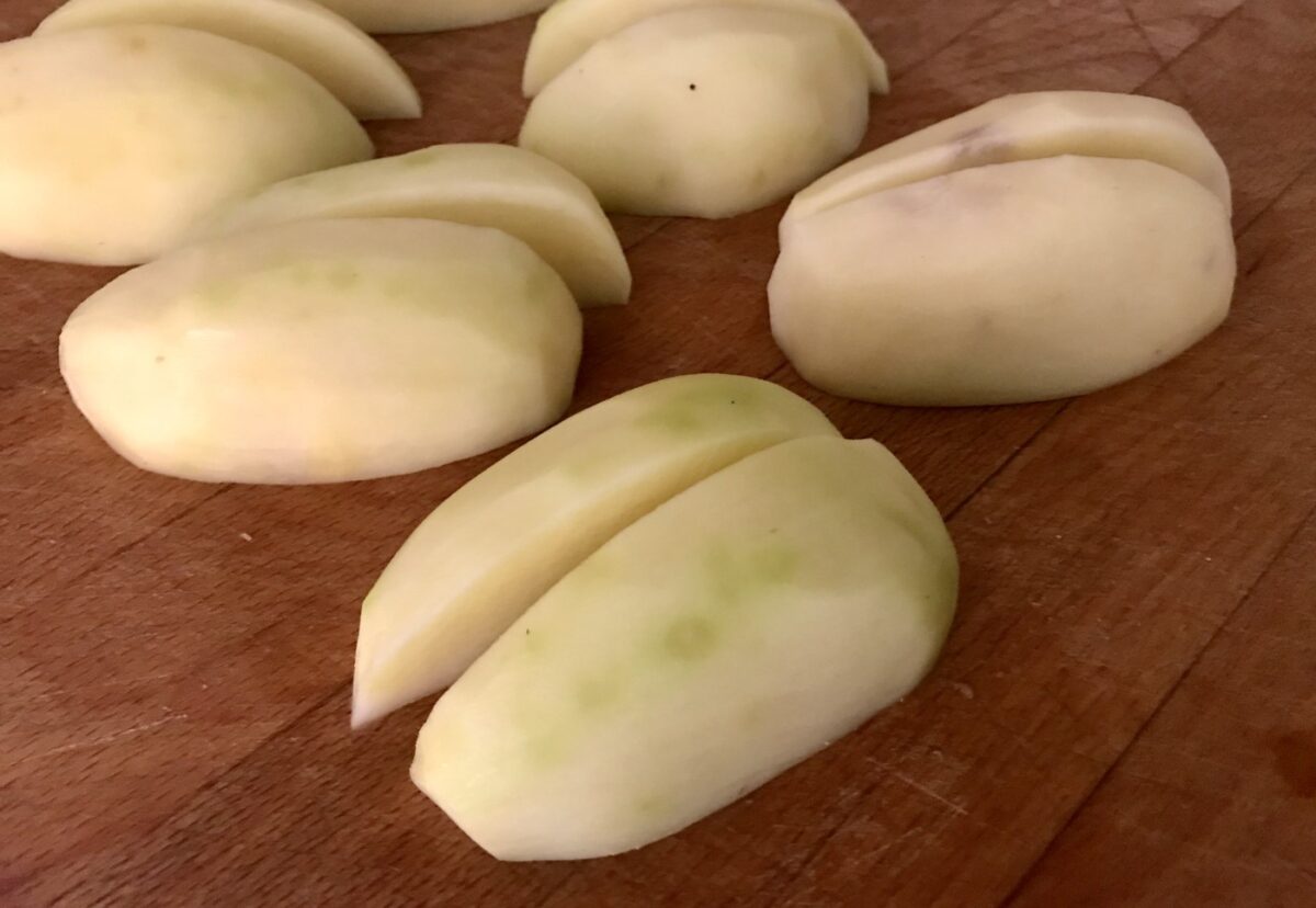Patatas con bacalao, receta de la abuela