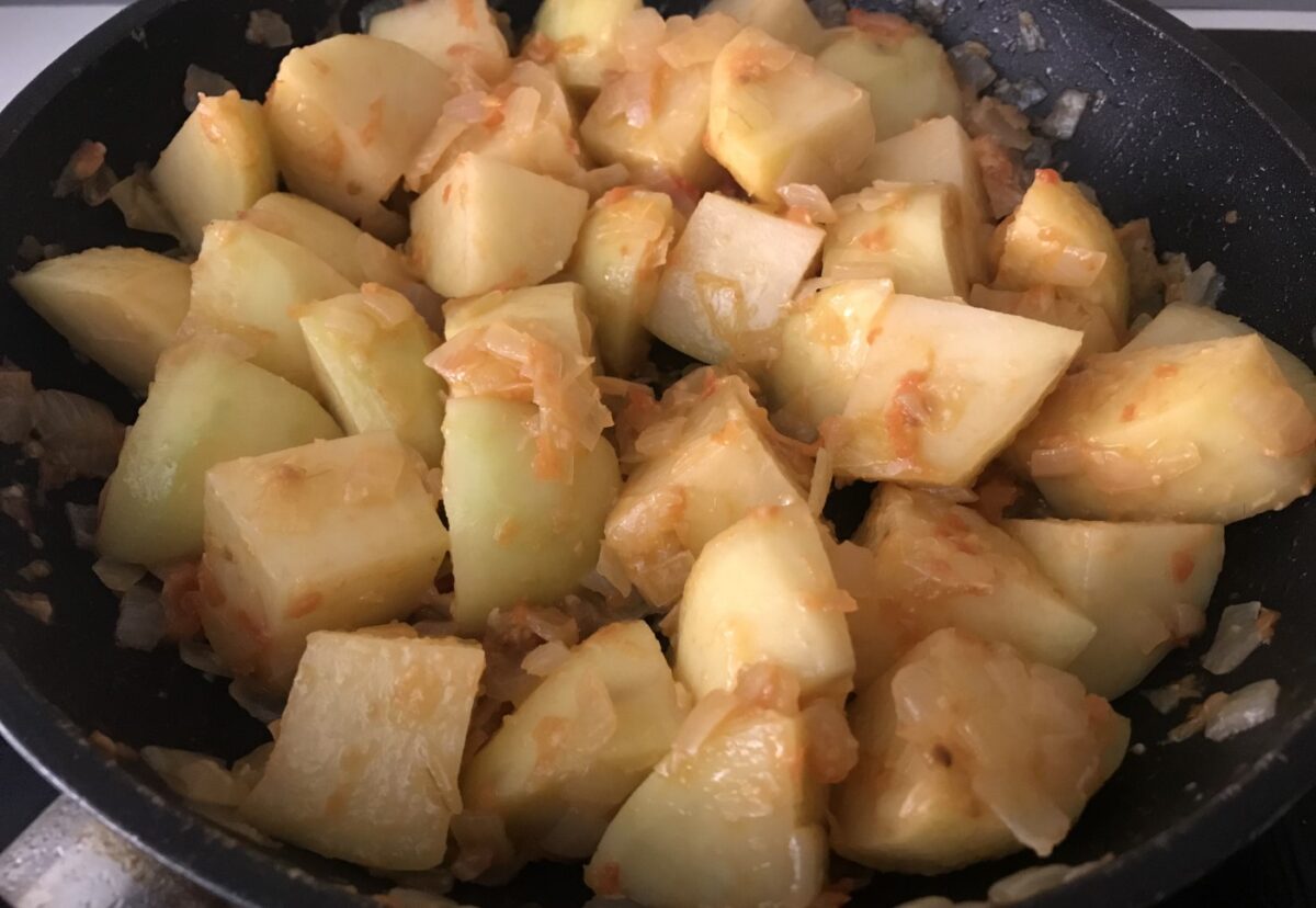 Patatas con bacalao, receta de la abuela