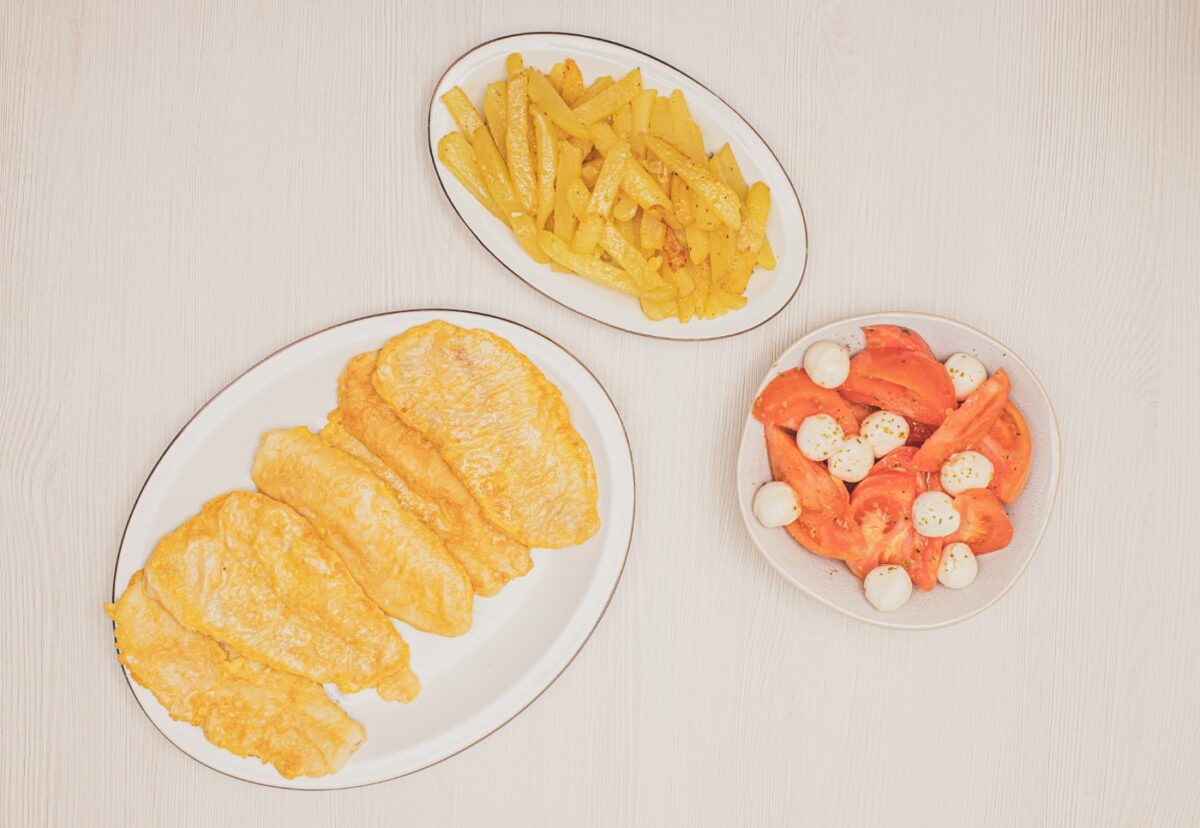 Merluza a la romana, una receta sencilla para comer o cenar