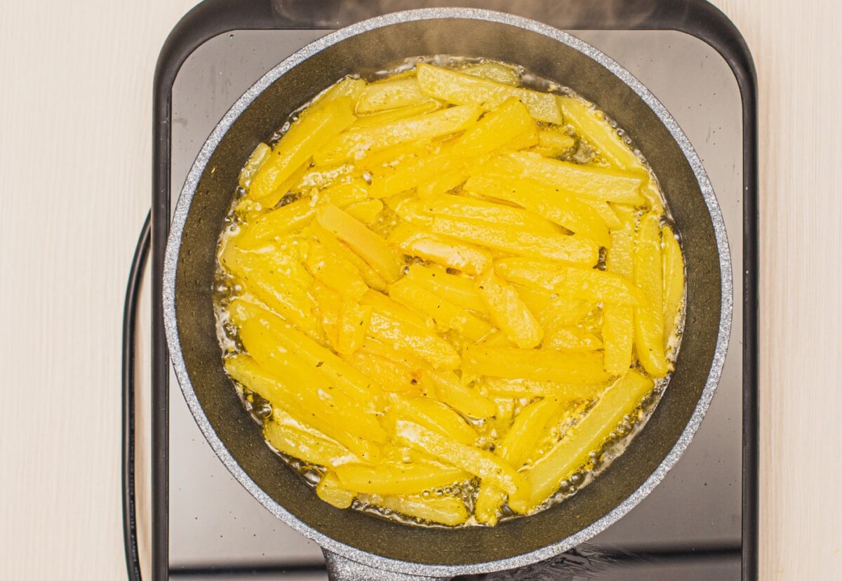 Merluza a la romana, una receta sencilla para comer o cenar