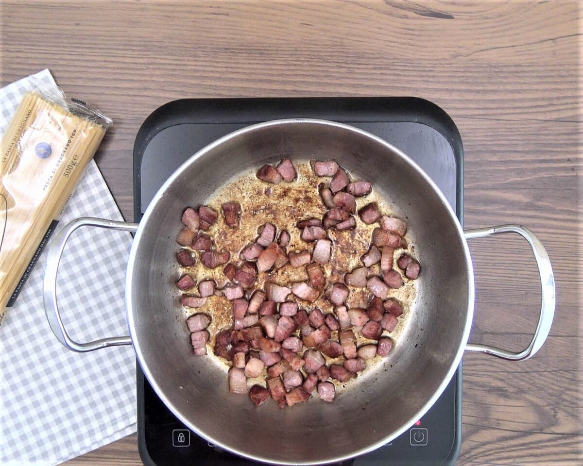 Cómo hacer espaguetis boloñesa. Spaguetti alla bolognesa