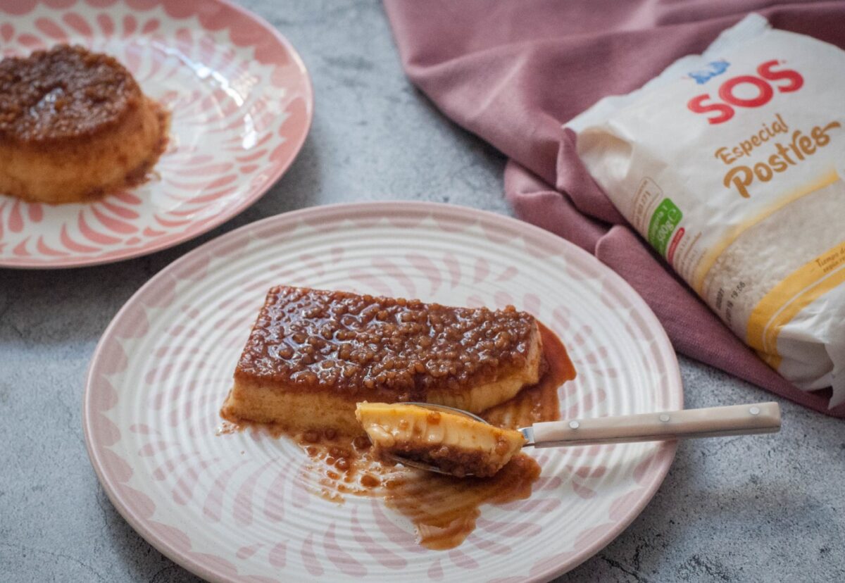 Flan de arroz con leche. Postre cremoso paso a paso