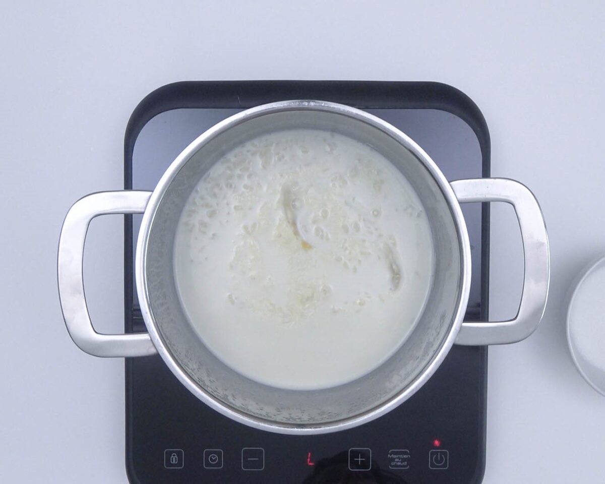 Flan de arroz con leche. Postre cremoso paso a paso