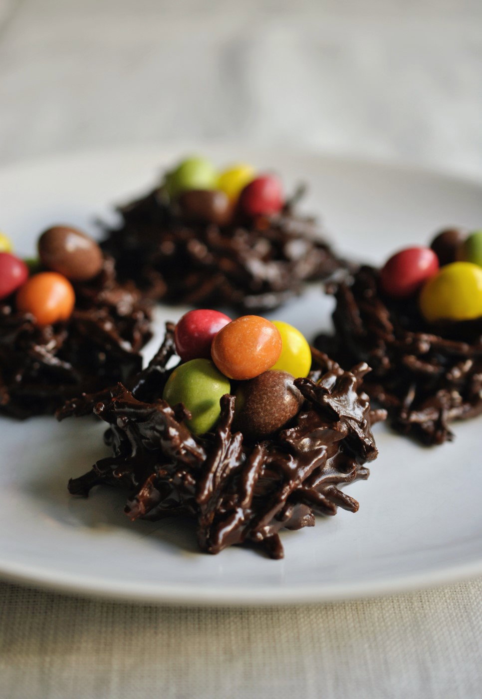 Nidos de chocolate para los huevos de Pascua