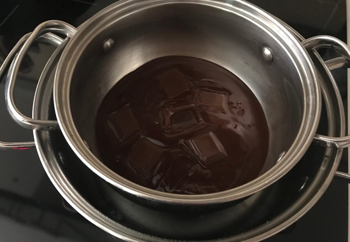 Nidos de chocolate para los huevos de Pascua