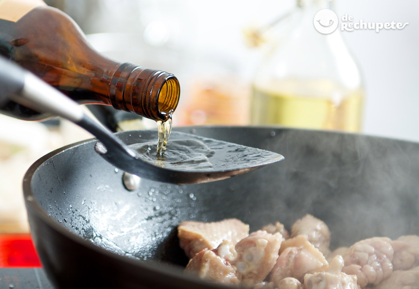 Saltear wok aceite