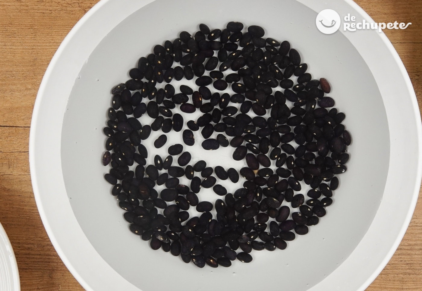 Alubias, frijoles, habichuelas, fabas, fabes, verdinas... ¿Son lo mismo? Recetas que puedes hacer con ellas