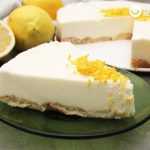 Tarta de mousse de limón. Postre fácil y sin horno para disfrutar del calor