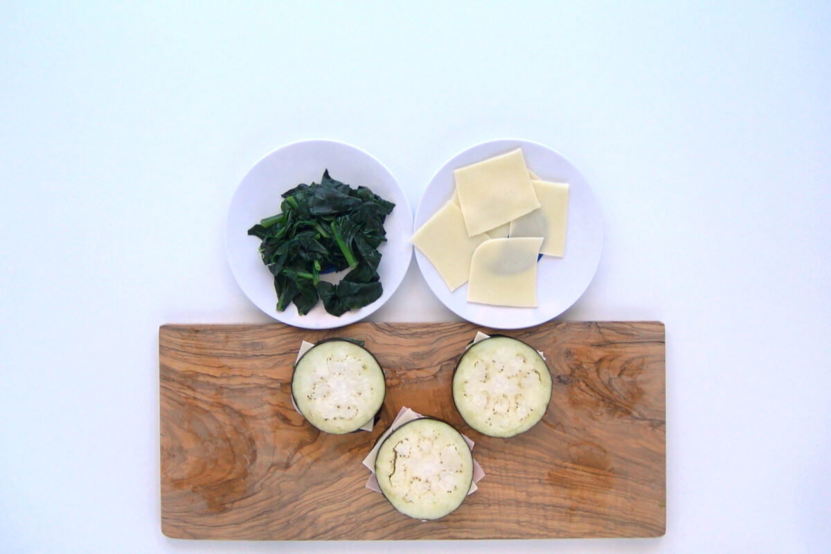Berenjenas rellenas de jamón y queso